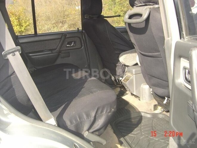 Mitsubishi Pajero 1995, 421,321 km - 2.8 l - Lerik