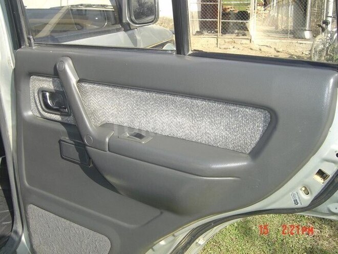 Mitsubishi Pajero 1995, 421,321 km - 2.8 l - Lerik