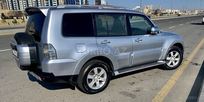 Mitsubishi Pajero 2007, 192,000 km - 3.8 l - Bakı