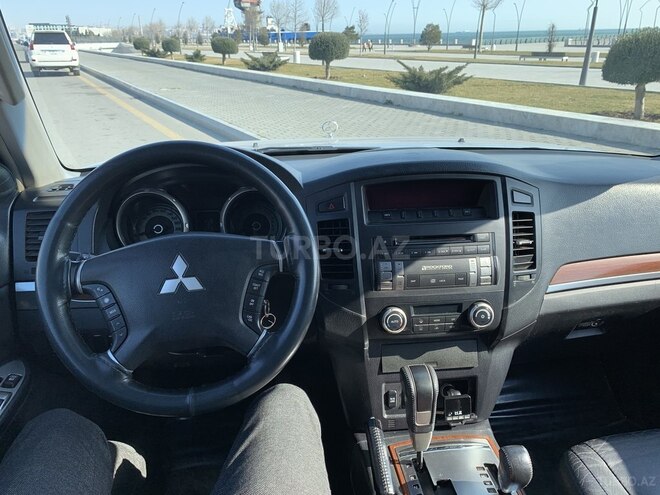 Mitsubishi Pajero 2007, 192,000 km - 3.8 l - Bakı