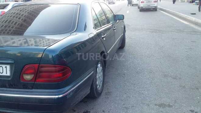 Mercedes E 220 1999, 625,854 km - 2.2 l - Bakı
