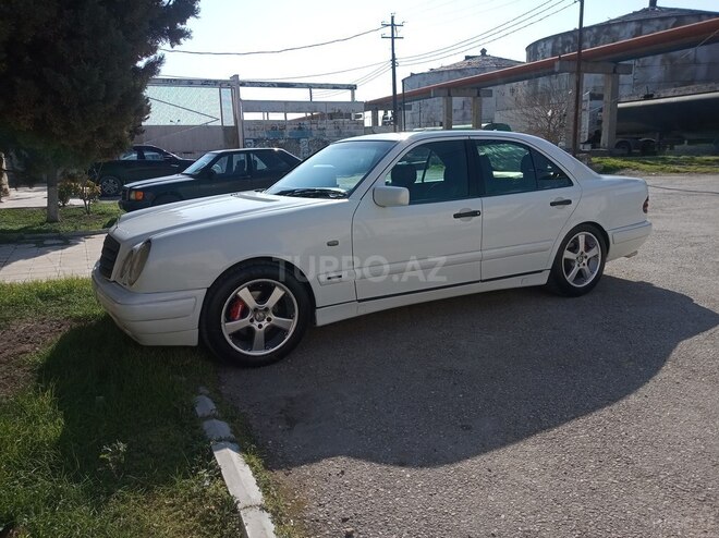 Mercedes E 240 1998, 248,000 km - 2.4 л - Bakı