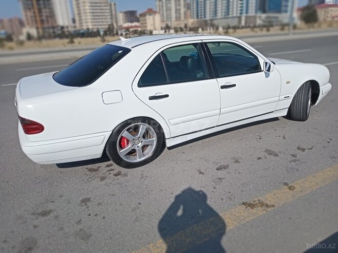 Mercedes E 240 1998, 248,000 km - 2.4 л - Bakı