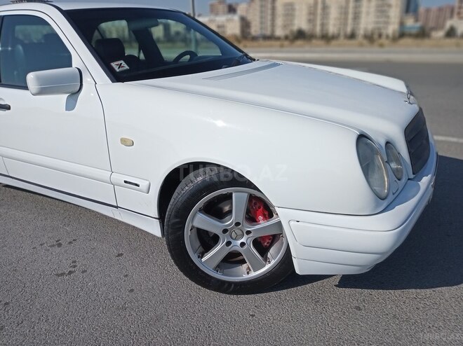 Mercedes E 240 1998, 248,000 km - 2.4 л - Bakı