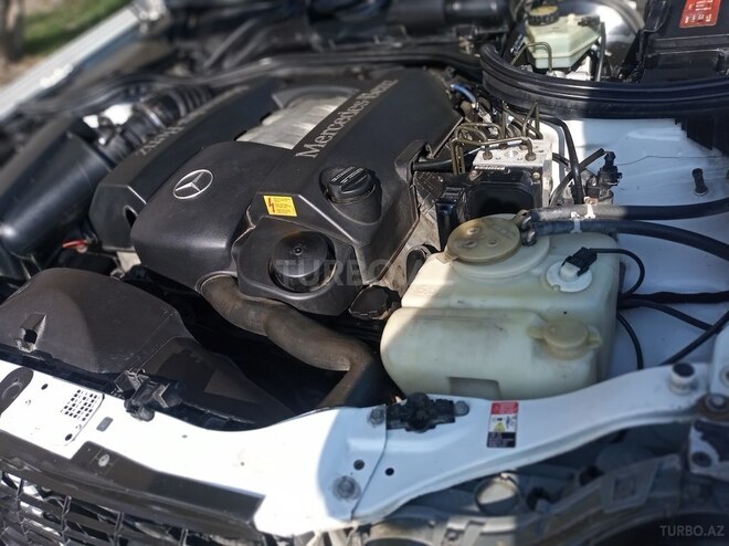 Mercedes E 240 1998, 248,000 km - 2.4 л - Bakı