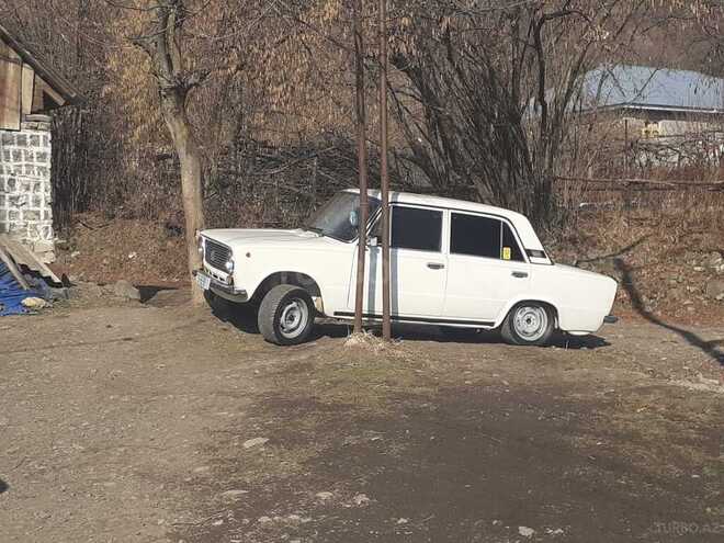 LADA (VAZ) 21011 1976, 178,000 km - 1.3 l - Qax