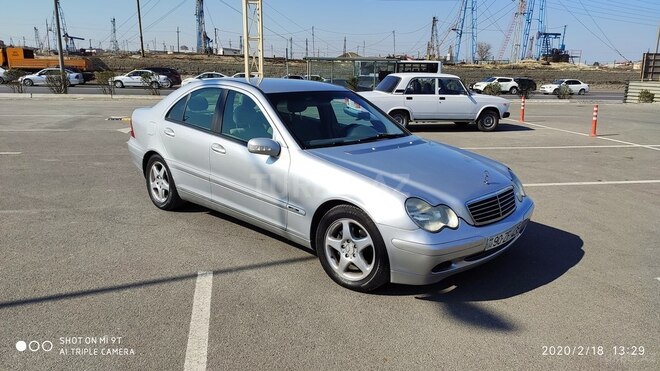 Mercedes C 200 2000, 350,000 km - 2.0 л - Bakı