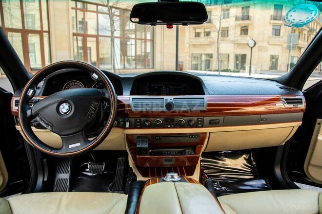 BMW 745 2004, 153,000 km - 4.4 l - Bakı