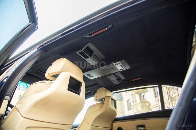 BMW 745 2004, 153,000 km - 4.4 l - Bakı