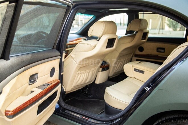 BMW 745 2004, 153,000 km - 4.4 l - Bakı