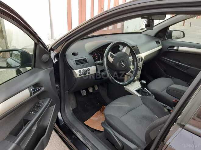 Opel Astra 2008, 182,000 km - 1.4 л - Bakı