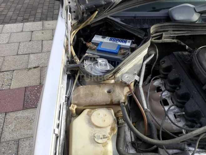 Mercedes 190 1990, 500,000 km - 2.0 л - Quba