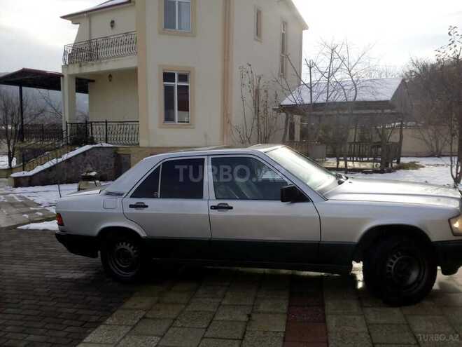 Mercedes 190 1990, 500,000 km - 2.0 л - Quba