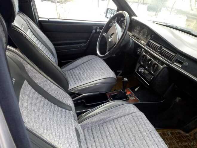 Mercedes 190 1990, 500,000 km - 2.0 л - Quba