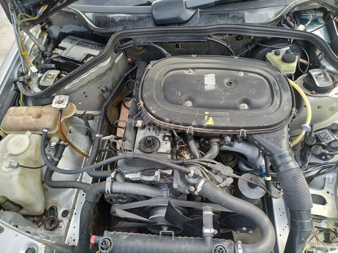 Mercedes 190 1992, 235,000 km - 1.8 l - Qazax