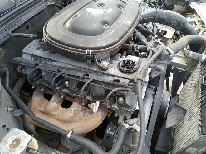Mercedes 190 1992, 235,000 km - 1.8 l - Qazax