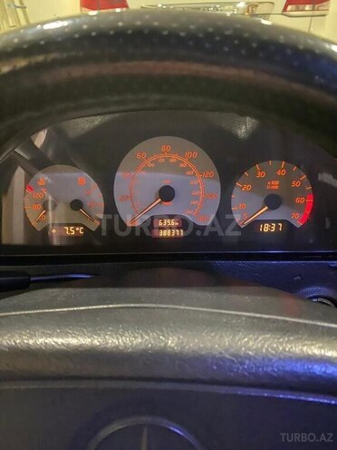 Mercedes C 230 2000, 389,000 km - 2.3 l - Bakı