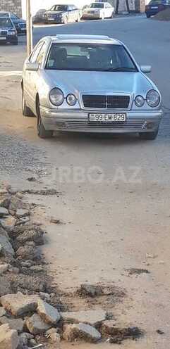 Mercedes E 220 1998, 357,000 km - 2.2 l - Bakı