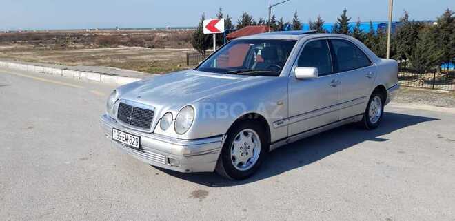 Mercedes E 220 1998, 357,000 km - 2.2 l - Bakı