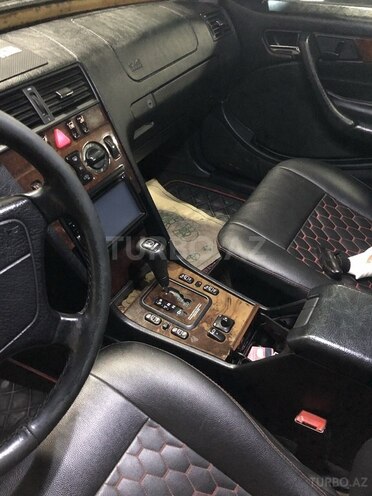 Mercedes C 230 1999, 400,000 km - 2.3 l - Bakı