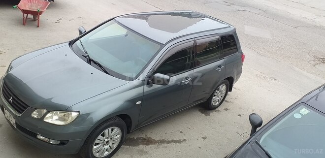 Mitsubishi Airtrek 2001, 402,145 km - 2.0 l - Bakı