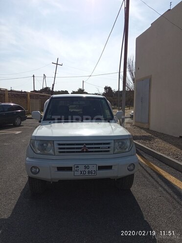Mitsubishi Pajero io 1999, 148,500 km - 1.8 l - Bakı