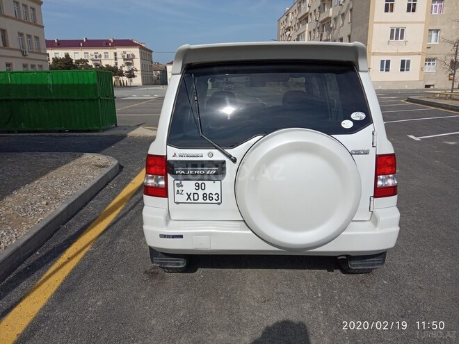 Mitsubishi Pajero io 1999, 148,500 km - 1.8 l - Bakı