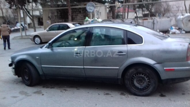 Volkswagen Passat 2001, 444,444 km - 1.8 l - Bakı