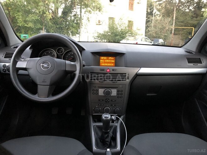 Opel Astra 2006, 162,799 km - 1.3 l - Bakı