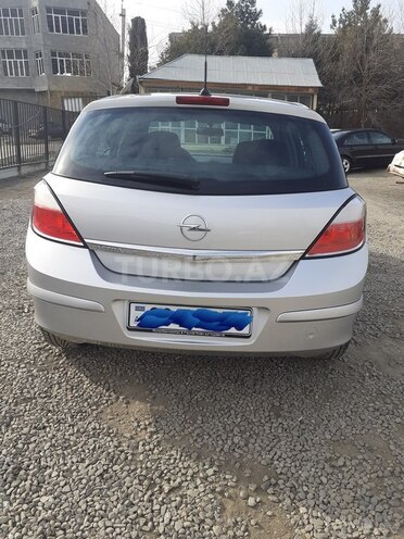Opel Astra 2005, 121,000 km - 1.4 l - Gəncə