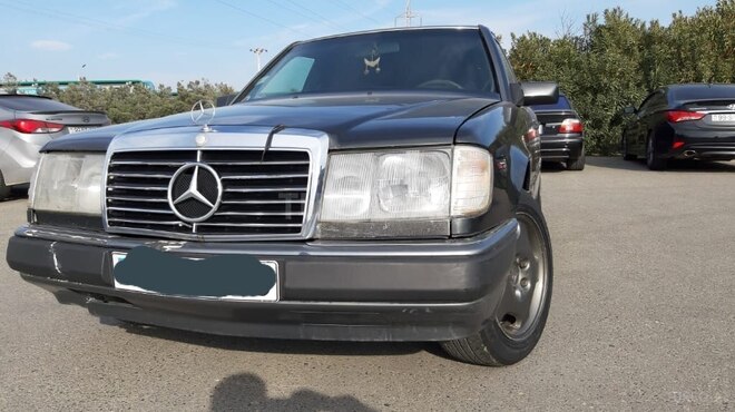 Mercedes E 230 1991, 160,000 km - 2.3 l - Bakı