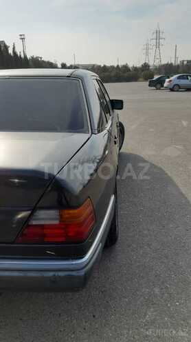 Mercedes E 230 1991, 160,000 km - 2.3 l - Bakı