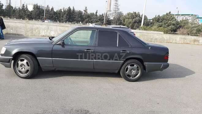 Mercedes E 230 1991, 160,000 km - 2.3 l - Bakı