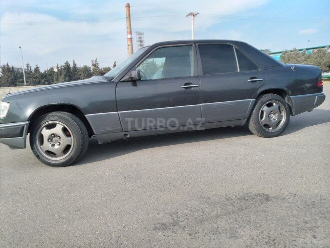 Mercedes E 230 1991, 160,000 km - 2.3 l - Bakı