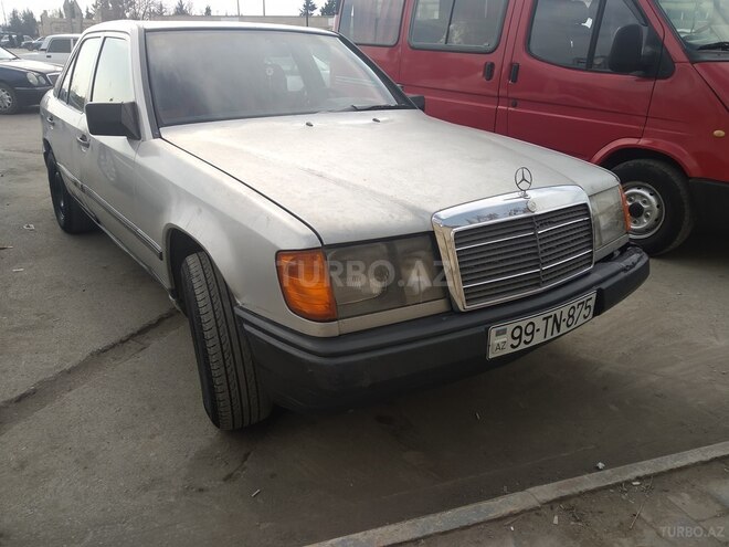 Mercedes E 230 1986, 500,000 km - 2.3 l - Salyan