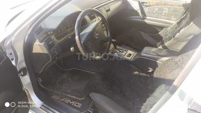 Mercedes E 240 1999, 290,900 km - 2.4 l - Bakı