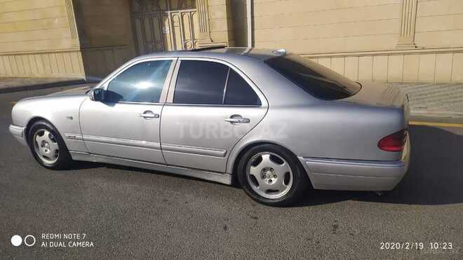 Mercedes E 240 1999, 290,900 km - 2.4 l - Bakı