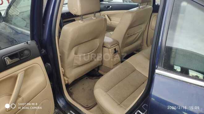 Volkswagen Passat 2001, 300,000 km - 1.8 л - Bakı