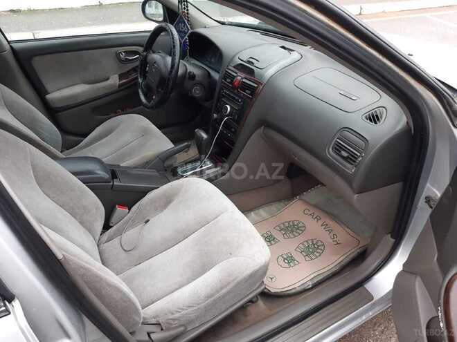 Nissan Sunny 2001, 198,200 km - 3.0 l - Bakı