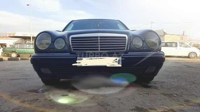Mercedes E 240 1999, 275,000 km - 2.4 l - Sumqayıt