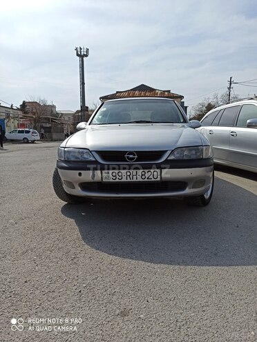 Opel Vectra 1997, 476,000 km - 1.7 л - Bakı