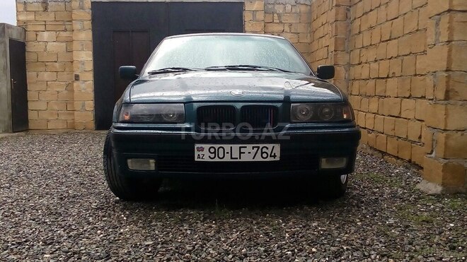 BMW 316 1992, 260,000 km - 1.6 l - İsmayıllı