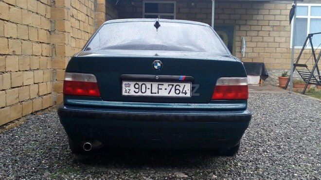 BMW 316 1992, 260,000 km - 1.6 l - İsmayıllı