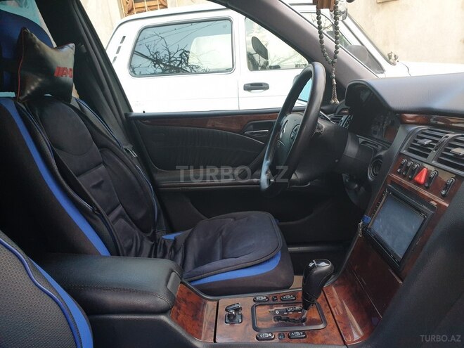 Mercedes E 240 2000, 204,000 km - 2.4 l - Bakı