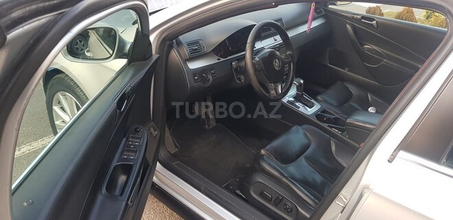 Volkswagen Passat 2010, 197,972 km - 2.0 л - Bakı