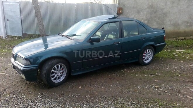 BMW 316 1992, 260,000 km - 1.6 l - İsmayıllı
