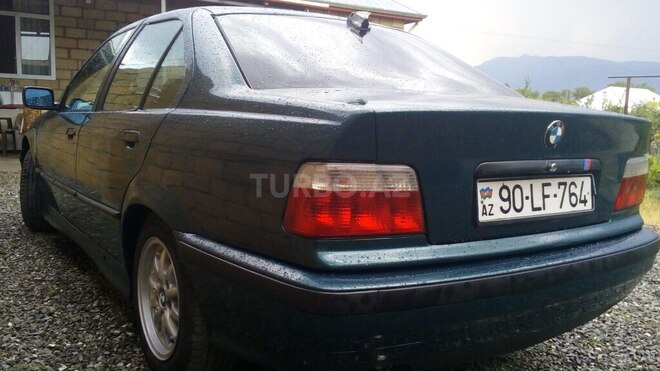BMW 316 1992, 260,000 km - 1.6 l - İsmayıllı
