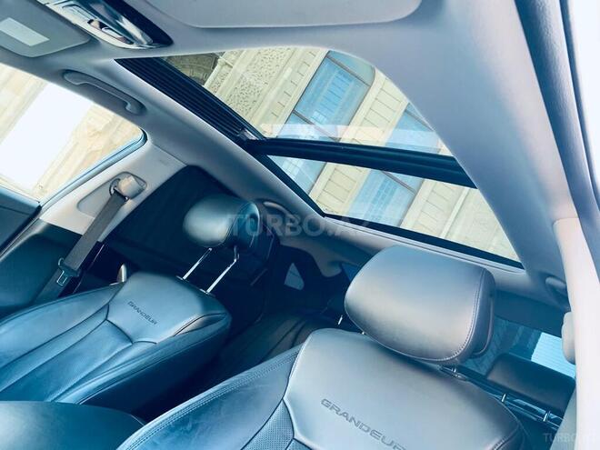 Hyundai Grandeur 2011, 135,400 km - 2.4 l - Bakı