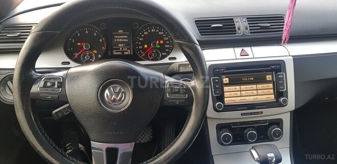 Volkswagen Passat 2010, 197,972 km - 2.0 л - Bakı
