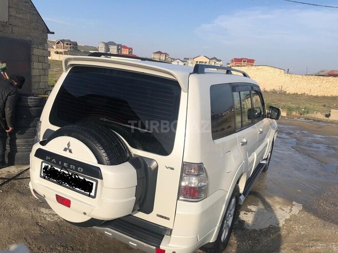 Mitsubishi Pajero 2011, 317,057 km - 3.5 l - Bakı
